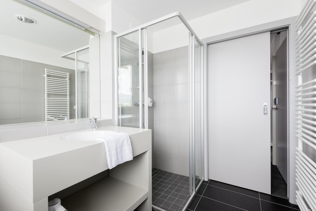 Msc Hotel Neunkirchen Habitación foto